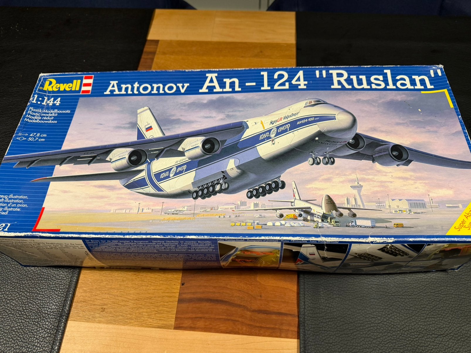 Revell bouwpakket Antonov AN-124 Ruslan, 1:72 tot 1:144, Revell, Nieuw, Ophalen of Verzenden