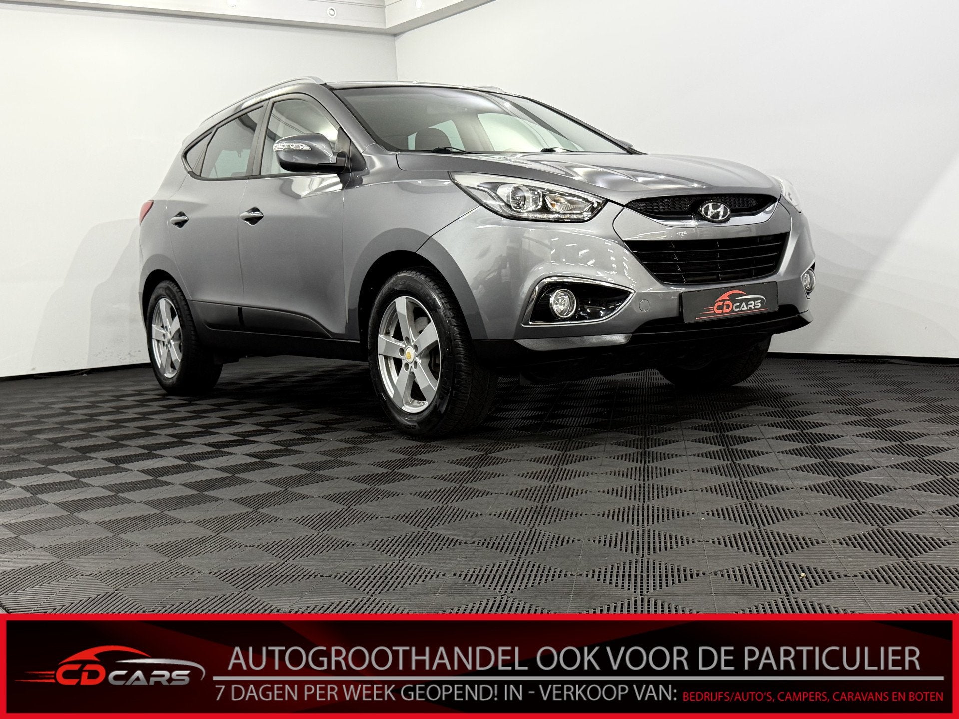 Hyundai ix35 2.0i Business Edition Camera, Navi, Cruise cont, Auto's, Euro 5, Gebruikt, 4 cilinders, Leder en Stof