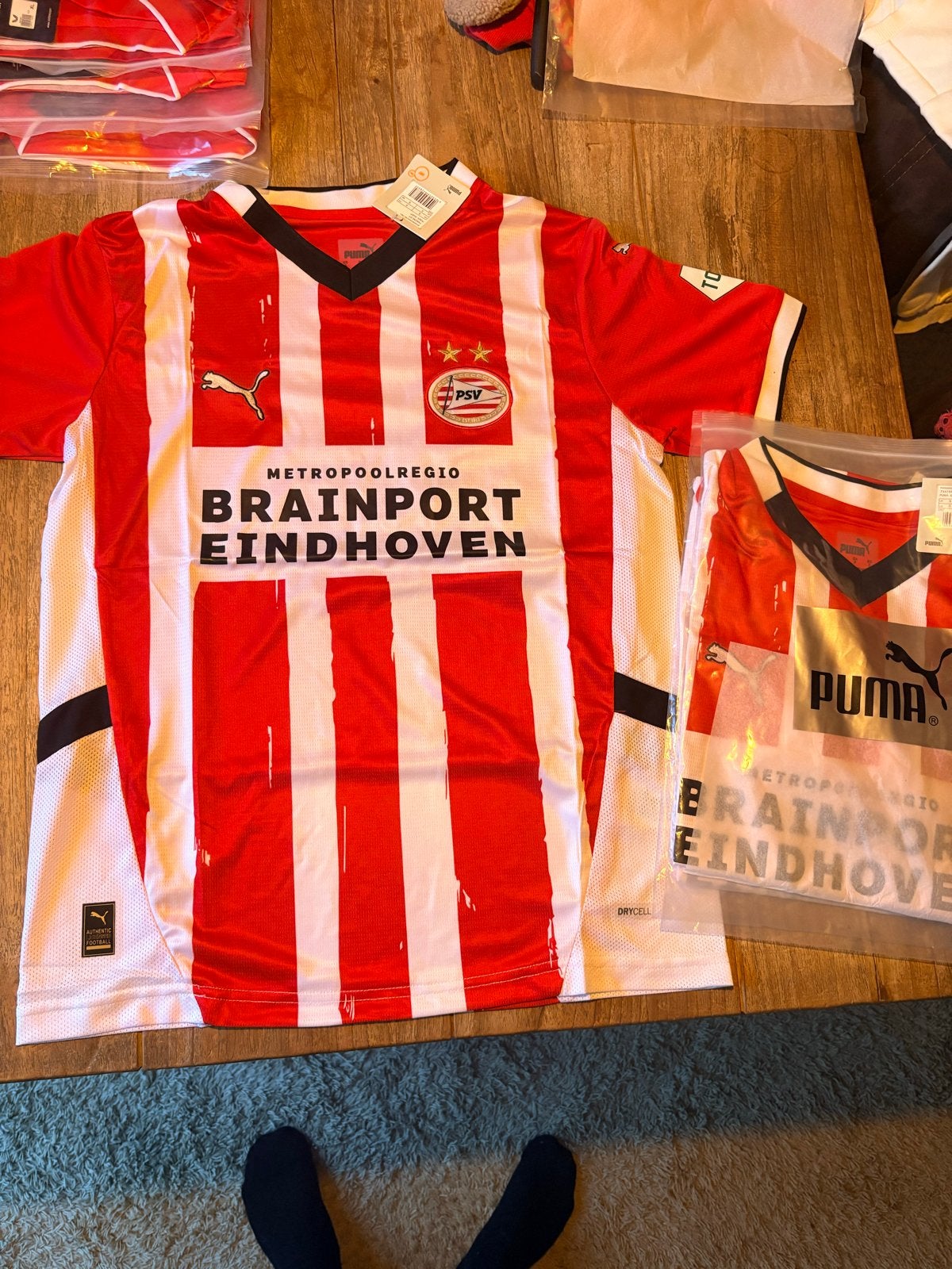 Nieuwe PSV shirts - Diverse maten beschikbaar, Ophalen of Verzenden, Nieuw, Shirt