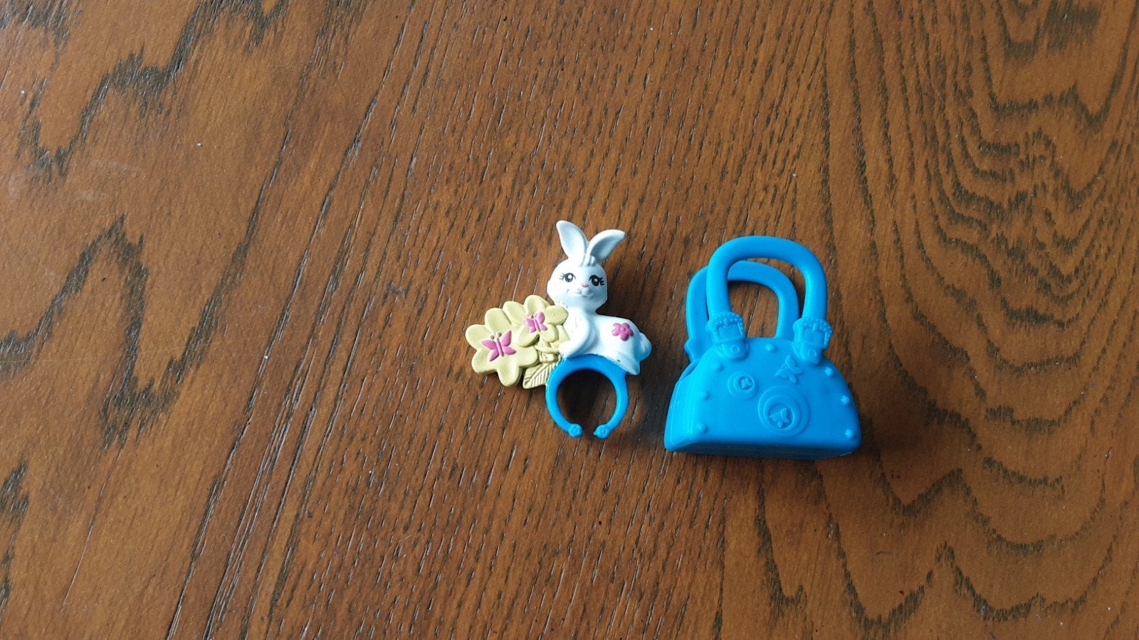 Polly Pocket ring met konijntje in tasje, Ophalen of Verzenden