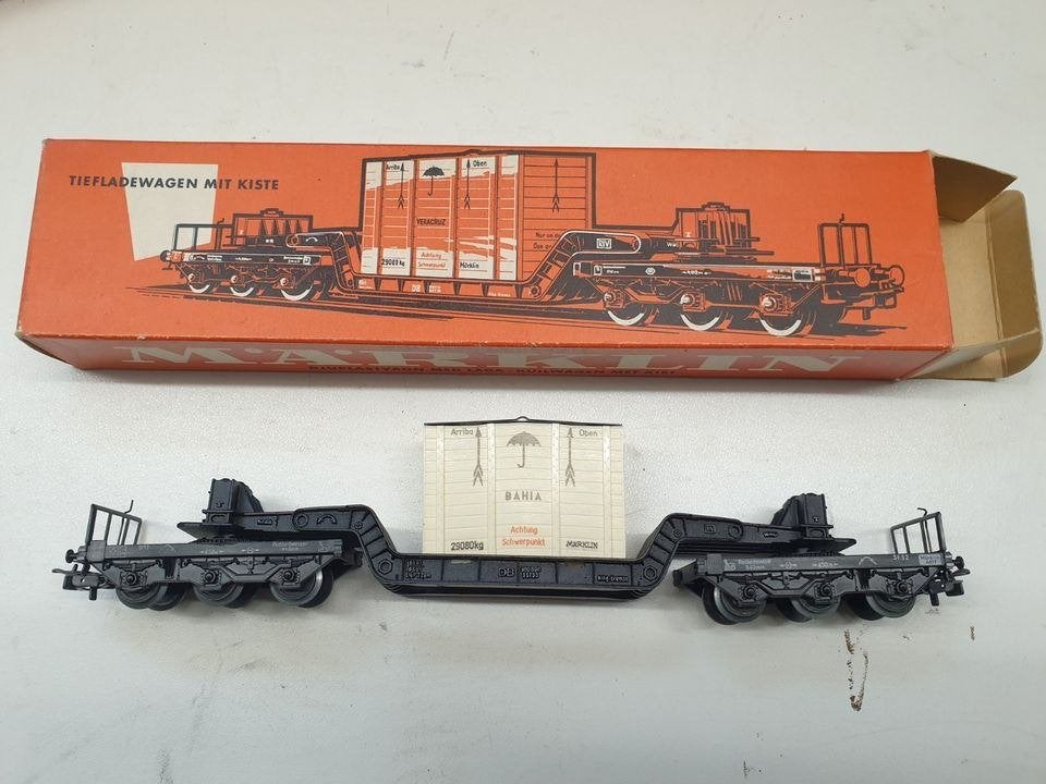 marklin wagon  met  kist  o v p, Wisselstroom, Wagon, Ophalen of Verzenden, Zo goed als nieuw