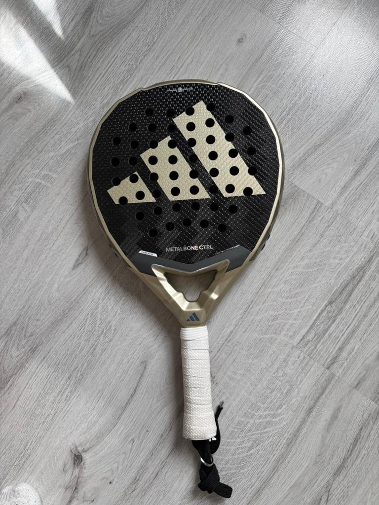 Adidas Metalbone 3.4 CTRL Padel racket, Sport en Fitness, Padel, Zo goed als nieuw, Padelracket, Ophalen of Verzenden