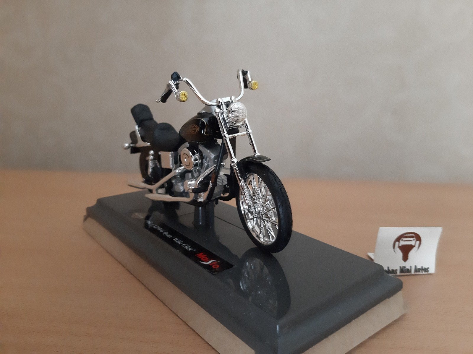 Harley Davidson FXDWG Dyna Wide Glide 1997 van Maisto 1:18, Maisto, Nieuw, Ophalen of Verzenden, Maisto