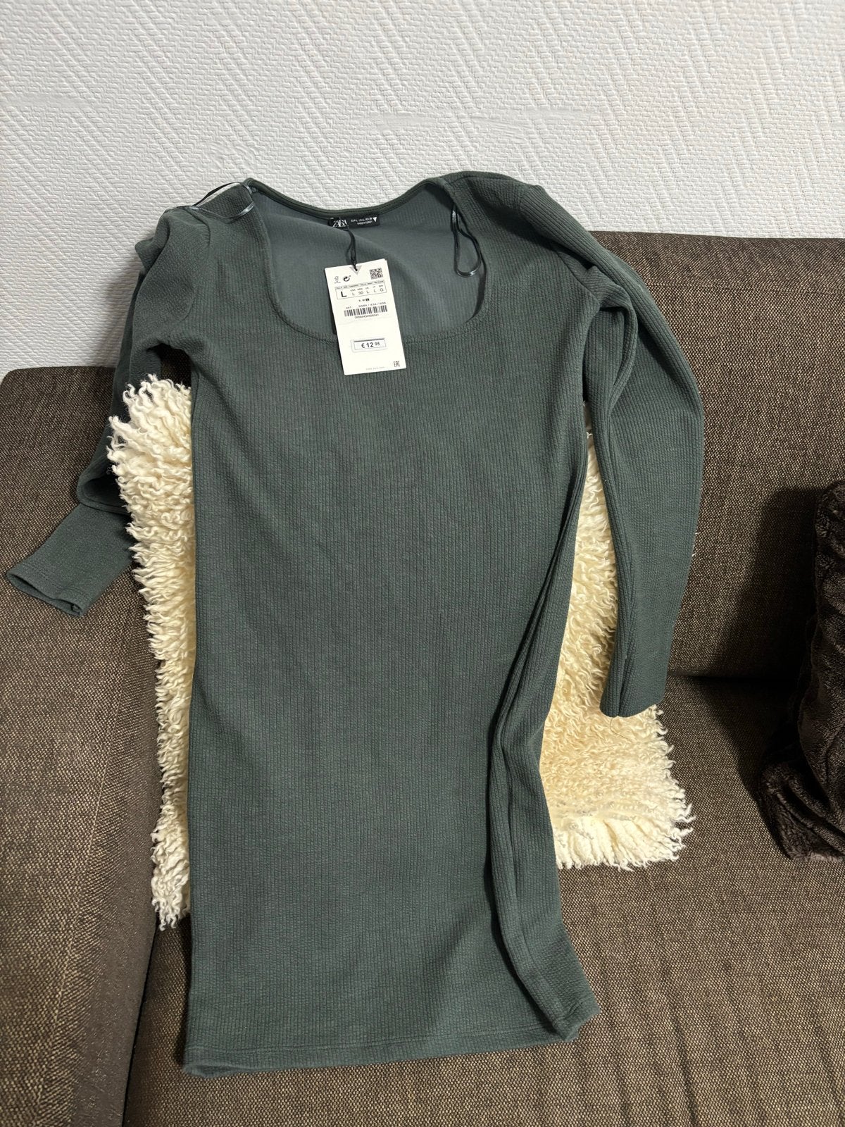 Zara Groene Ribgebreide Jurk Maat L - Nieuw met Prijskaartje, Kleding | Dames, Jurken, Ophalen of Verzenden, Nieuw, Maat 42/44 (L)