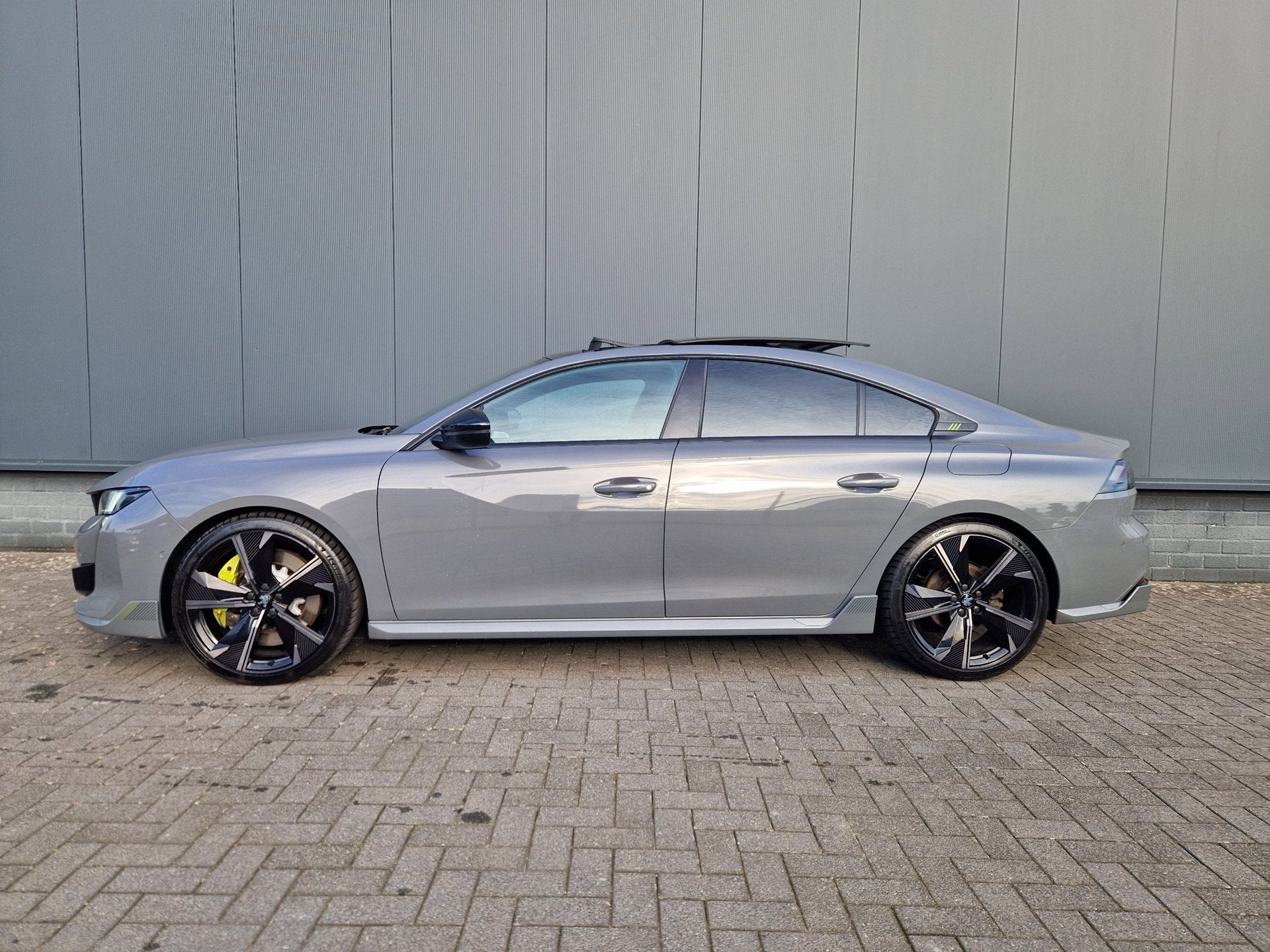 Peugeot 508 1.6 HYbrid Peugeot Sport Engineered 360pk 1E Eig, Automaat, Gebruikt, 4 cilinders, Plug-in hybride