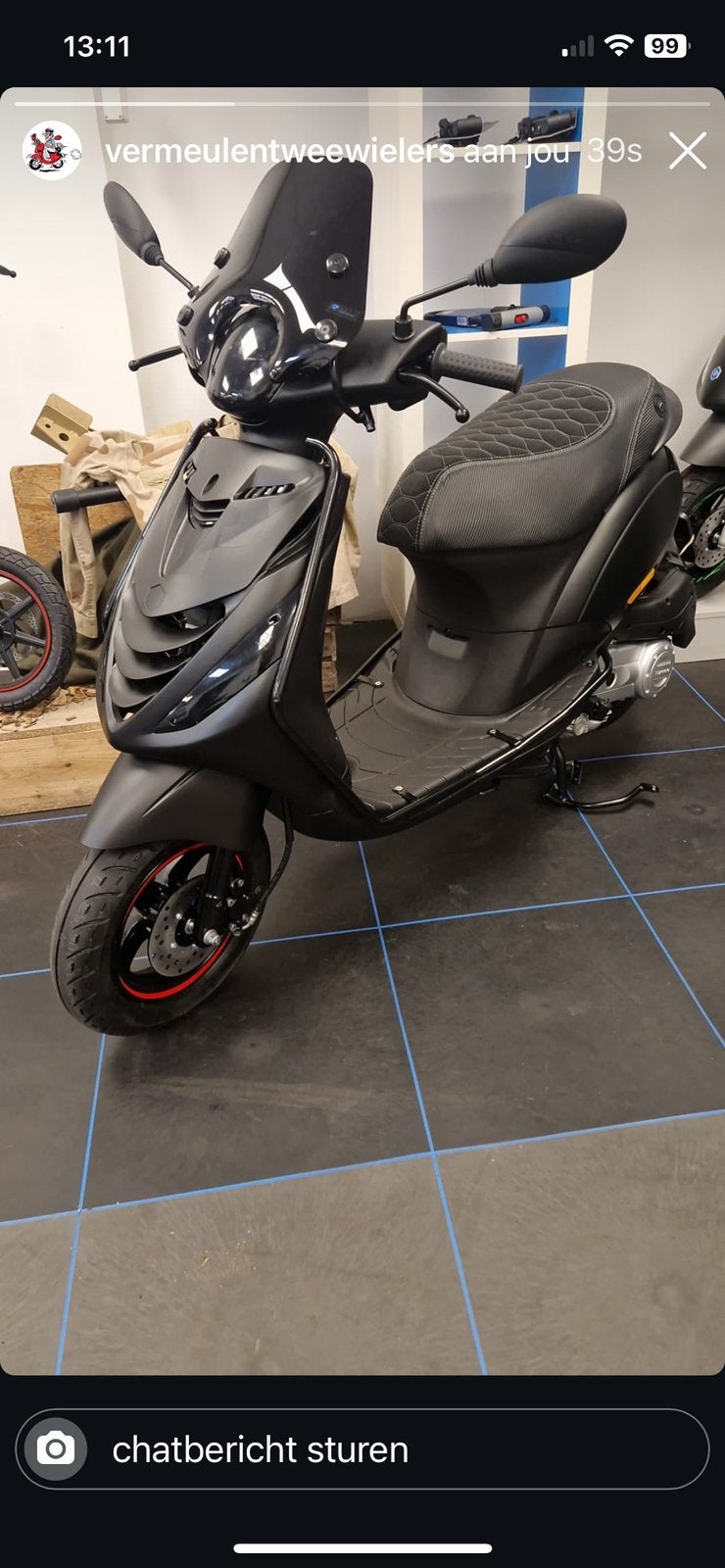 Piaggio Zip 45 km/u 2024 | 2.555 km | Zeer compleet, Fietsen en Brommers, Ophalen, Zo goed als nieuw, Benzine, Zip
