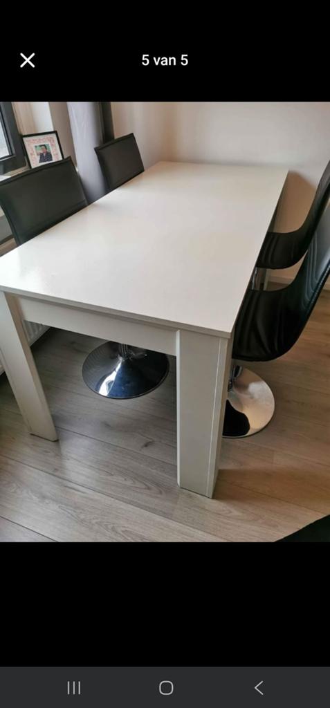 Eettafel met 4 stoelen en tafelkleed, Gebruikt, Overige houtsoorten, Ophalen of Verzenden, Vier personen