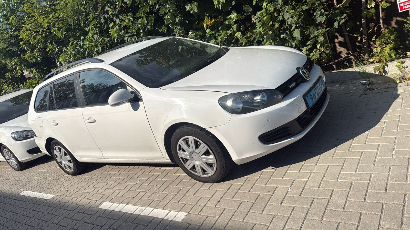 Volkswagen Golf 1.6 TDI 77KW Variant DSG 2013 Wit met BCT, Auto's, 4 cilinders, Origineel Nederlands, Stationwagon, Diesel