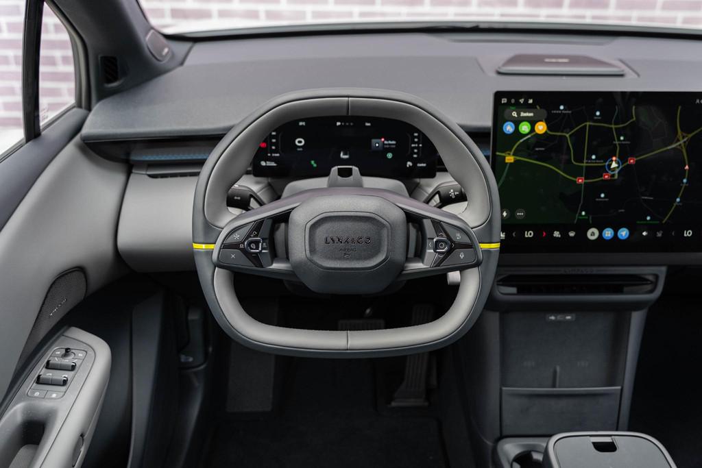 Lynk & Co 02 More 66 kWh | Dodehoekdetectie | Stoel/Stuurver, Auto's, Lynk & Co, Automaat, 12 maanden, Achterwielaandrijving, Zwart