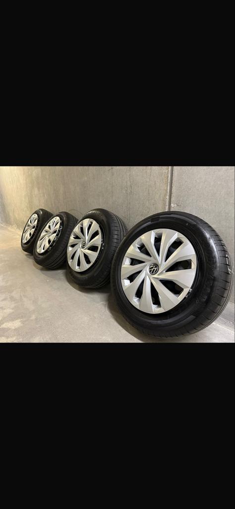 Autobanden met velgen en wieldoppen, Ophalen