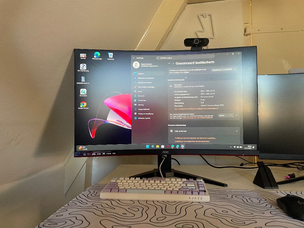 AOC 32 inch " Curved Gaming Monitor 240Hz 0.5ms QHD, Gaming, HDMI, IPS, AOC