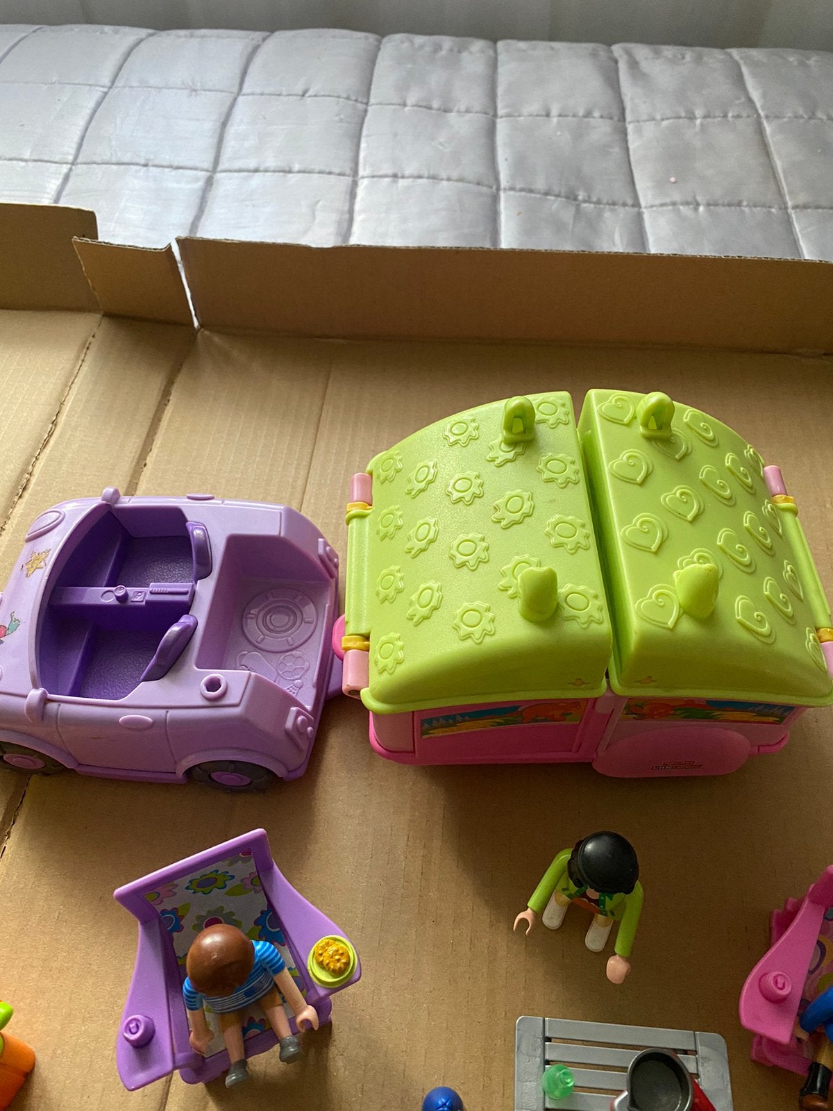 Playmobil camping, Ophalen