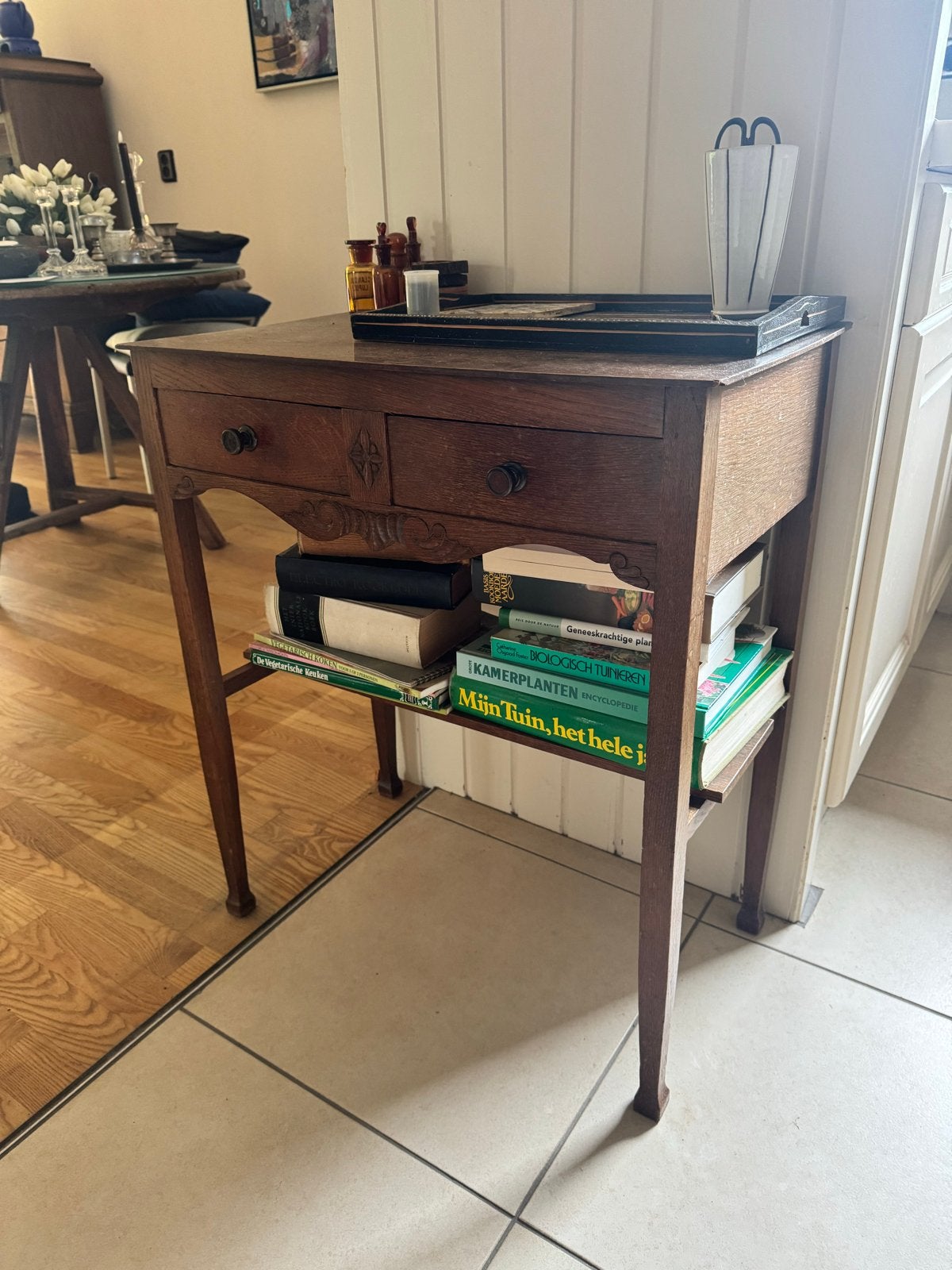 Antieke bijzettafel met lades en opbergruimte, Antiek en Kunst, Antiek | Meubels | Tafels, Ophalen