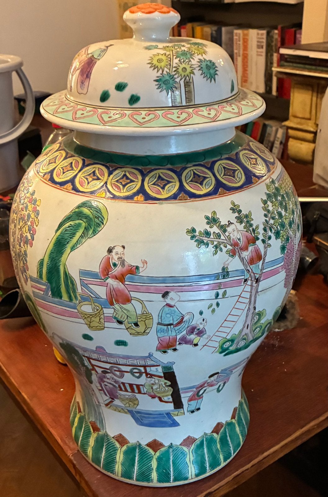 Chinese Kantonese vaas, Antiek en Kunst, Ophalen