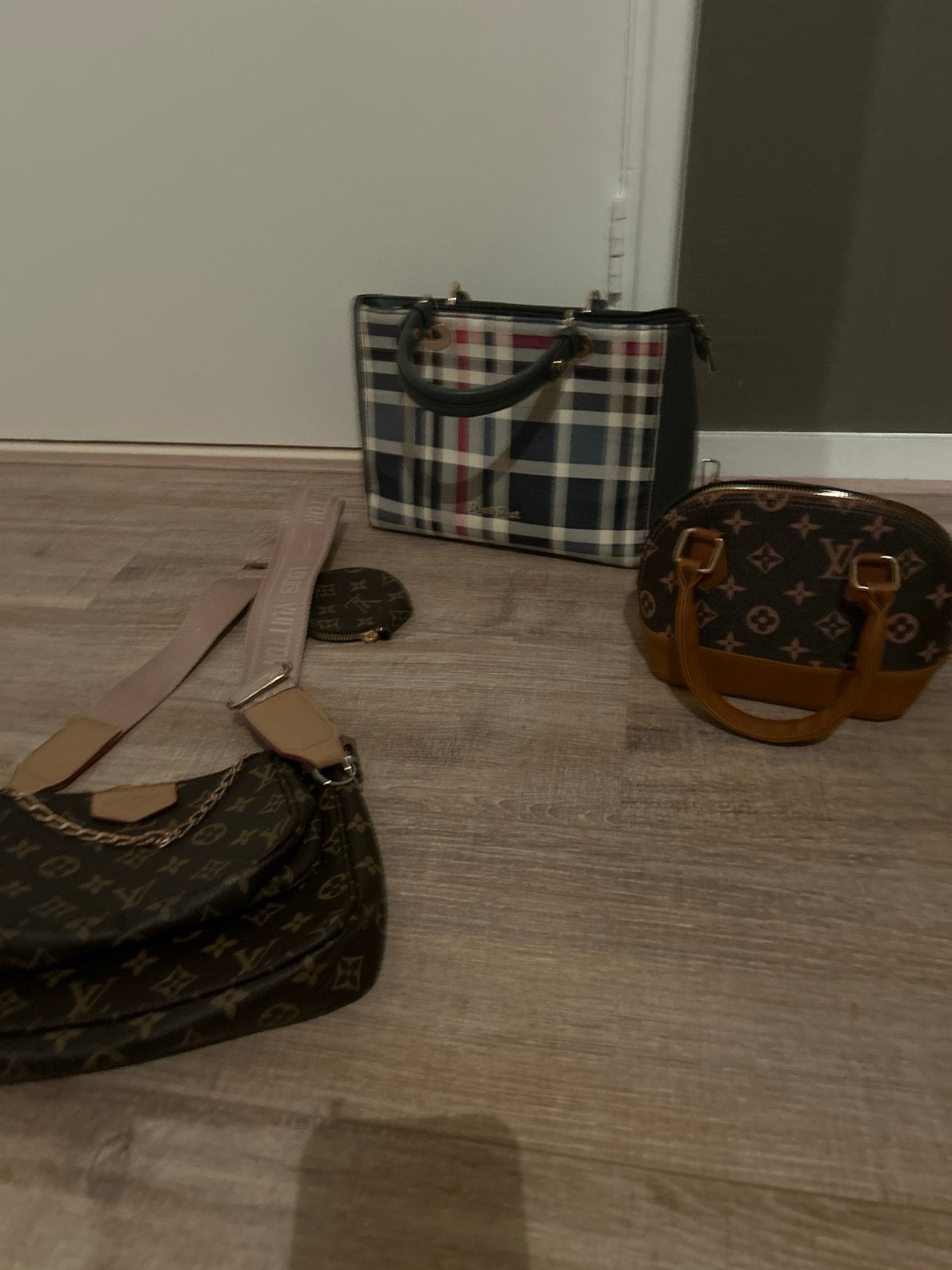 Set van 3 tassen: Louis Vuitton en geruite handtas, Sieraden, Tassen en Uiterlijk, Ophalen of Verzenden, Gebruikt, Bruin, Handtas