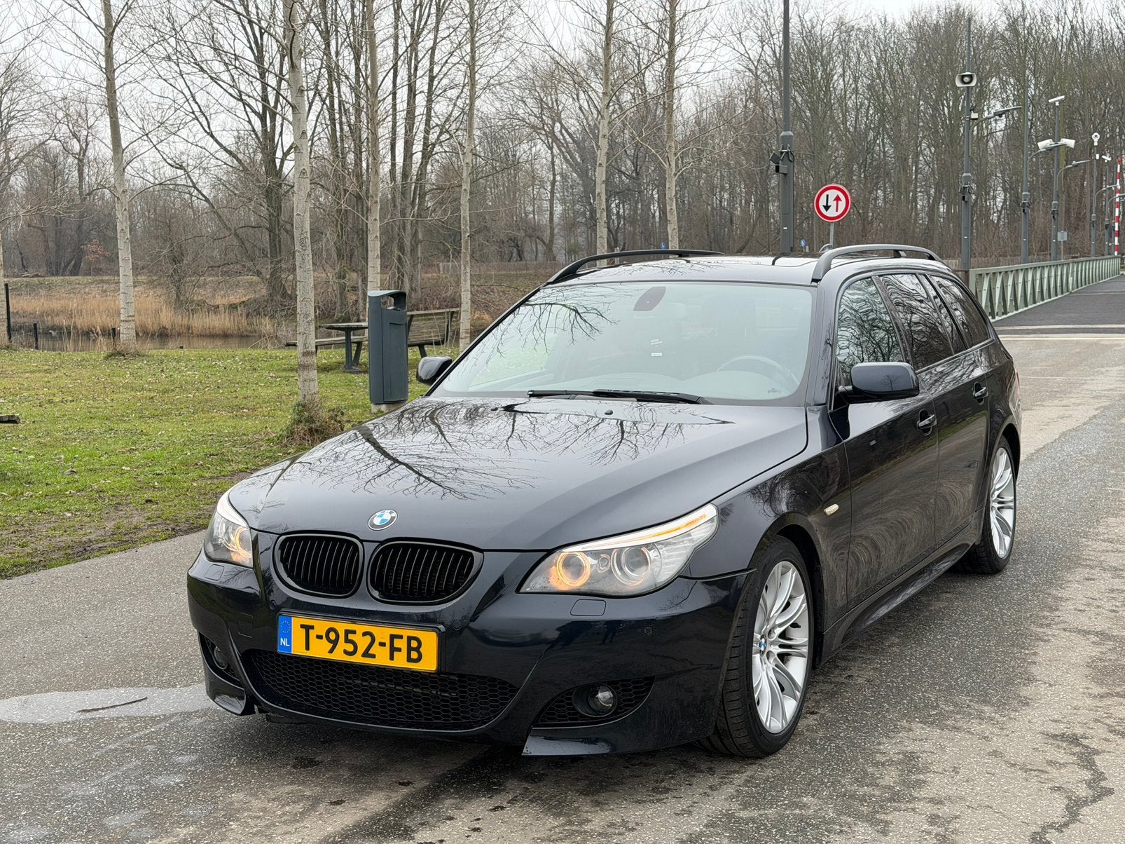 BMW 5-Serie 2.5 I 523 Touring AUT 2008 LCI, Auto's, Achterwielaandrijving, Zwart, Stationwagon, Particulier