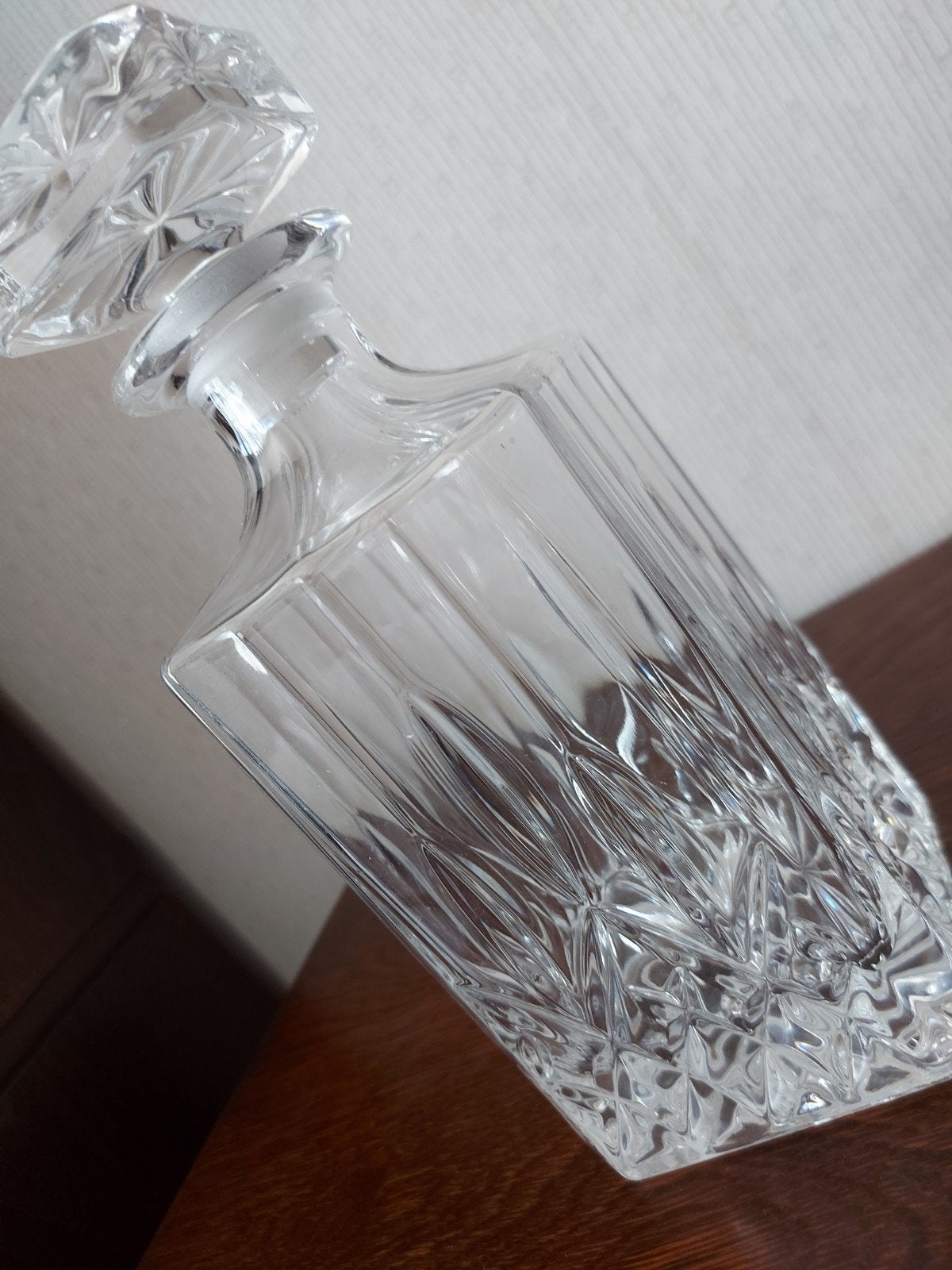 Karaf kristal Whisky, Ophalen