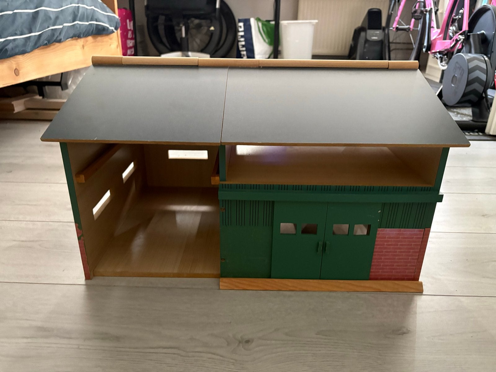 Kids Globe Houten speelgoed schuur voor kinderen, Ophalen, Gebruikt, Overige typen