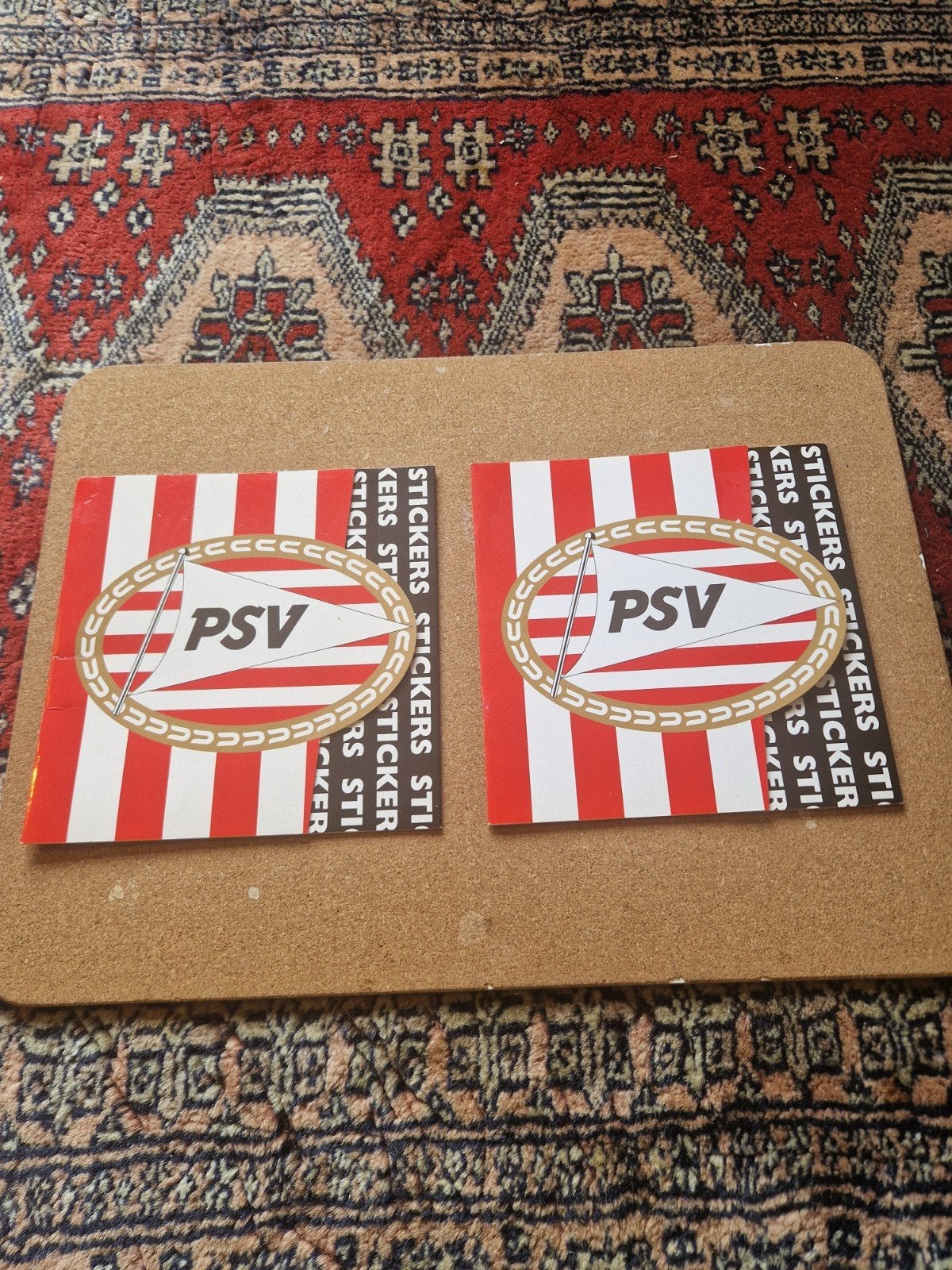 2 stuks Vintage PSV stickers uit een stickerboek gebruikt, Ophalen of Verzenden