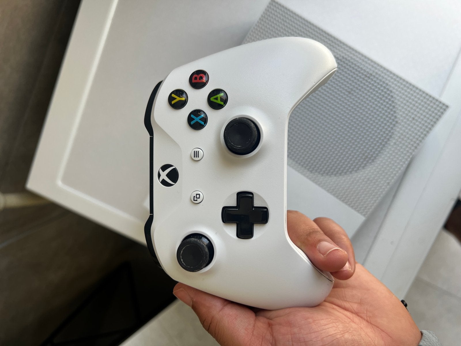 Xbox One S met controller, Spelcomputers en Games, Spelcomputers | Xbox One, Zo goed als nieuw, Xbox One S, 500 GB, Met 1 controller
