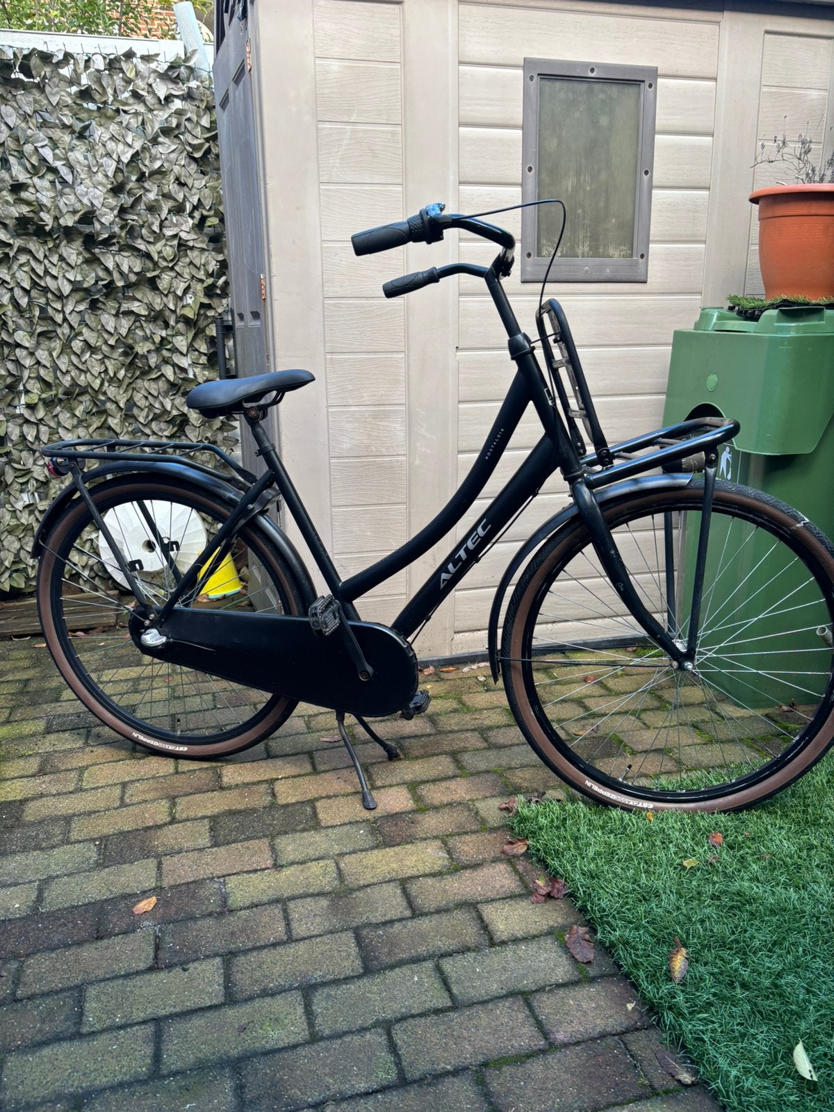 Altec damesfiets 28 inch, Fietsen en Brommers, Ophalen, Zo goed als nieuw, Versnellingen