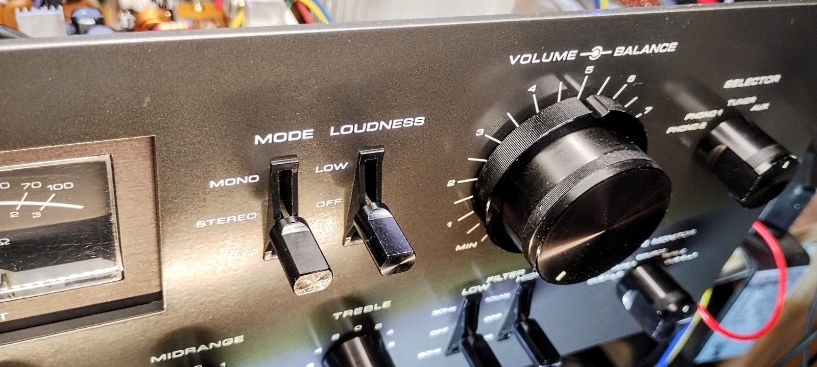 AKAI AM 2800 (Gemodificeerd) Black - Interessepeiling, Ophalen, Refurbished, 120 watt of meer, Overige merken