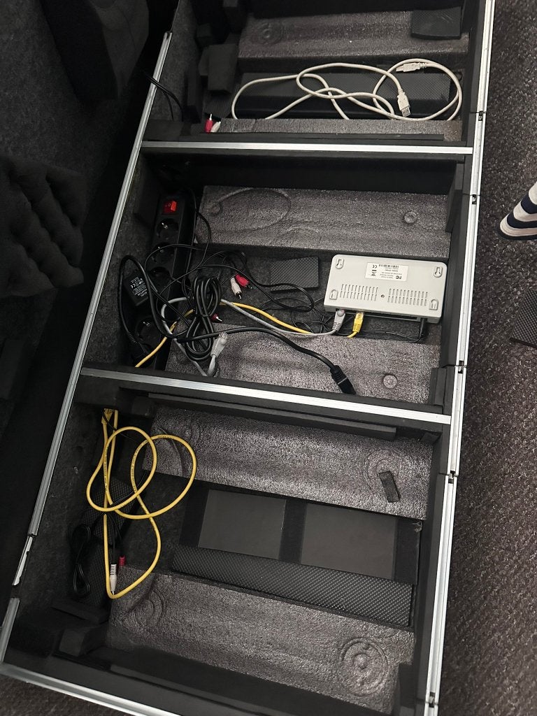 Case met link kabels en switch voor Pioneer CDJ XDJ DJM, Ophalen, Zo goed als nieuw, Overige instrumenten, Flightcase