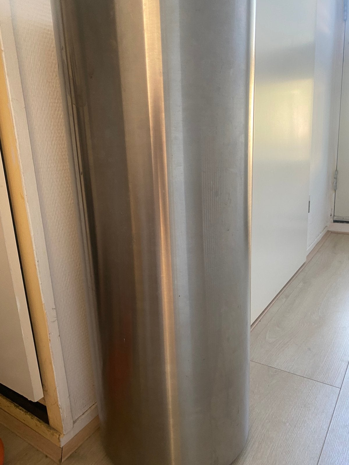 RVS plantenpotten 2 stuks, Ophalen, Zo goed als nieuw, Hardsteen, Vensterbanken