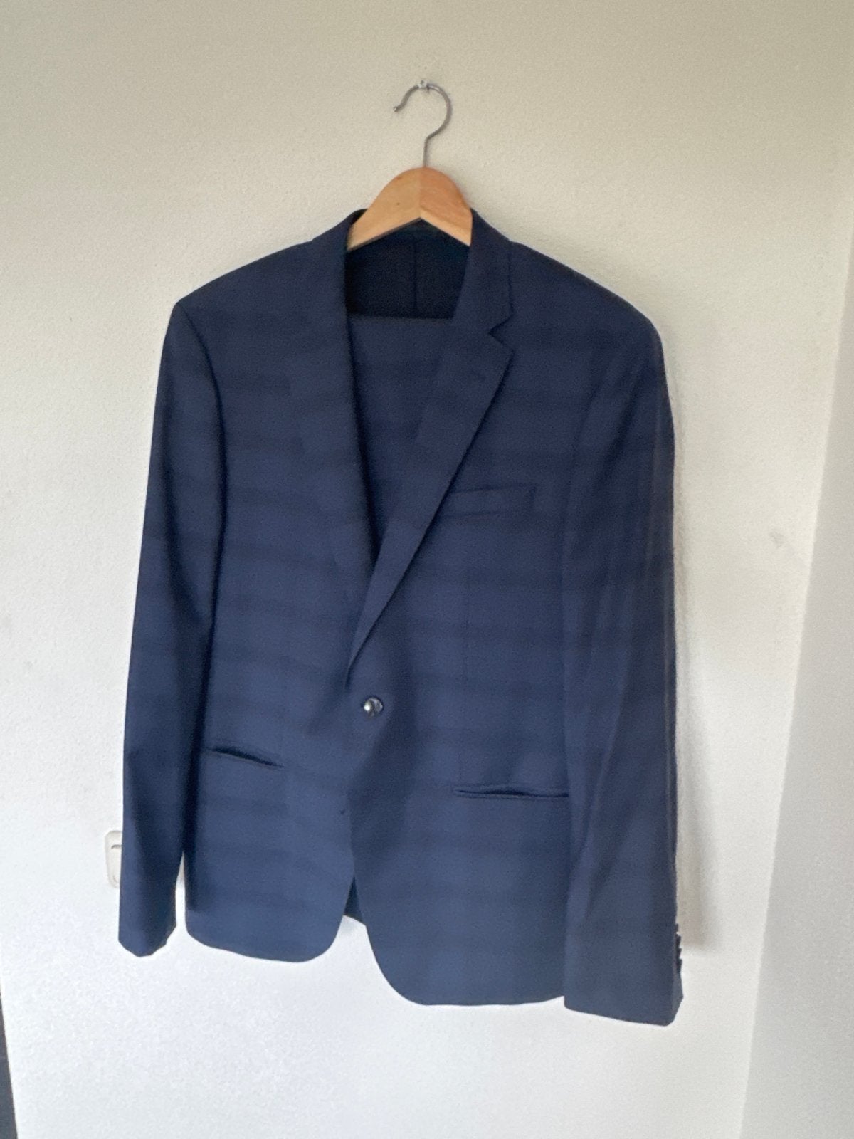 Hugo Boss Pak - Stijlvol en Comfortabel, Kleding | Heren, Ophalen of Verzenden, Zo goed als nieuw, Maat 52/54 (L), Blauw