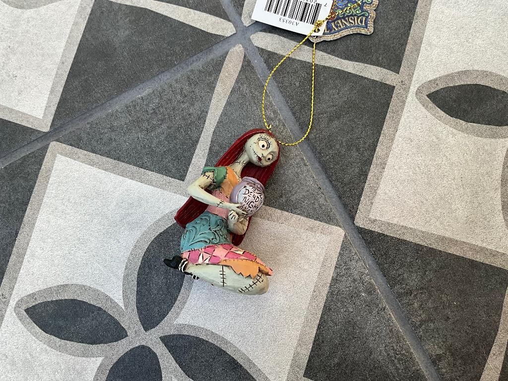 The Nightmare Before Christmas Sally Ornament, Nieuw, Ophalen of Verzenden, The Nightmare Before Christmas Sally Ornament, Emmen