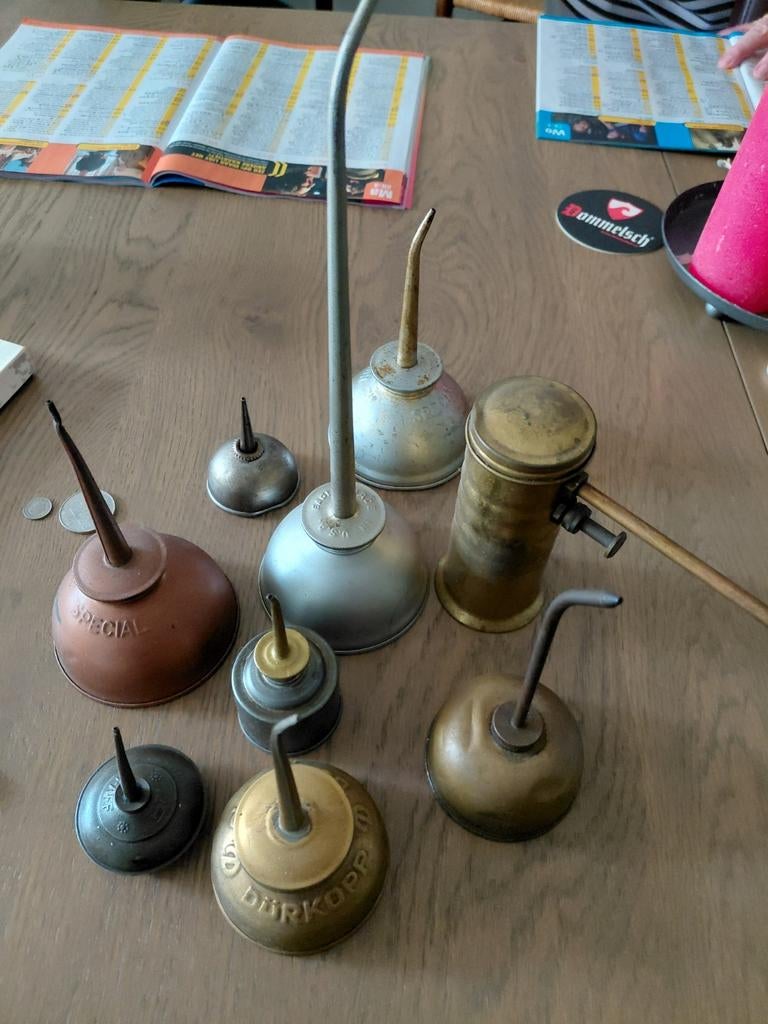 Collectie antieke oliespuitjes - oud en fraai, Ophalen of Verzenden
