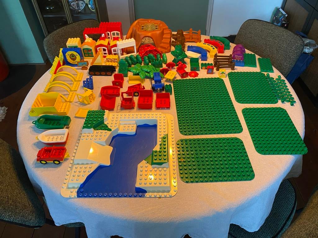 Grote verzameling Duplo met grondplaten en accessoires, Kinderen en Baby's, Speelgoed | Duplo en Lego, Ophalen, Gebruikt, Duplo