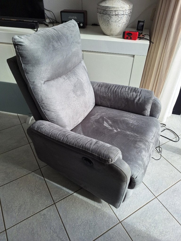 Te koop stoel elektrisch verstelbaar, Ophalen, Zo goed als nieuw, Grijs, Eén