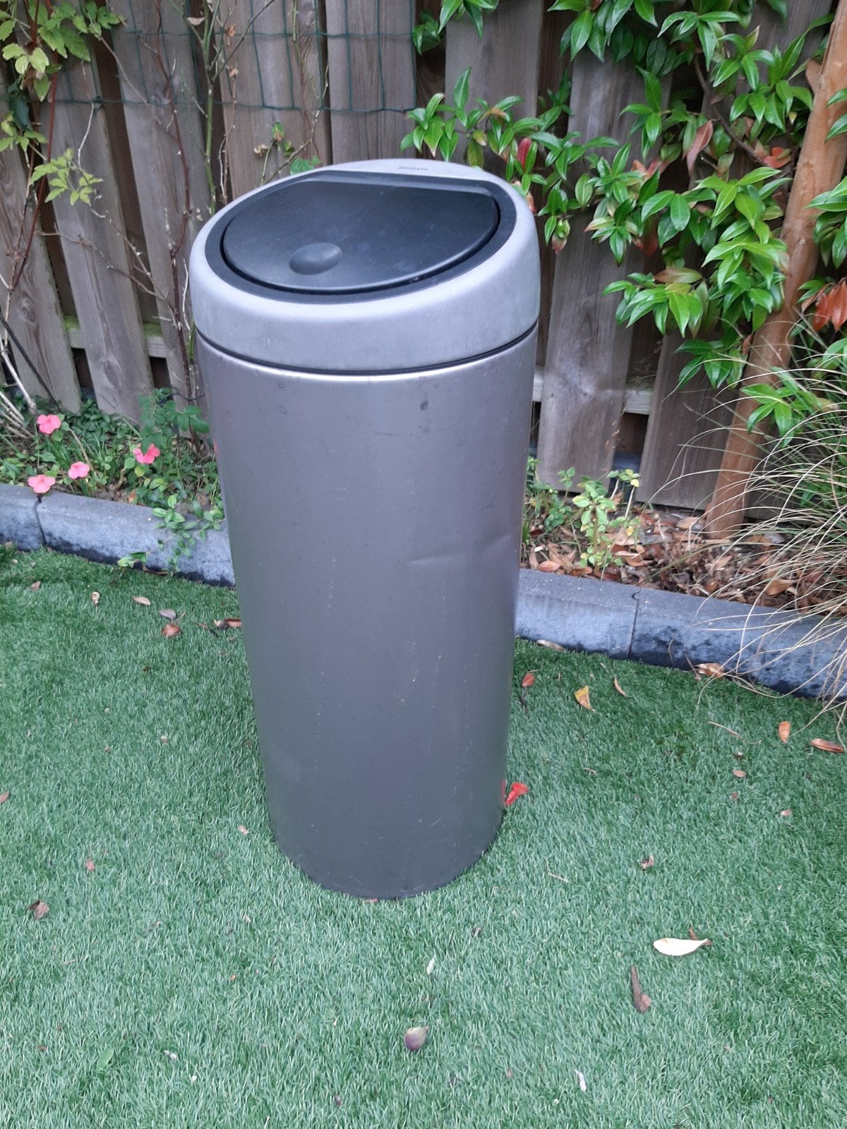 Brabantia afvalemmer touch bin 30L, Ophalen, 50 – 75, Gebruikt, Metaal