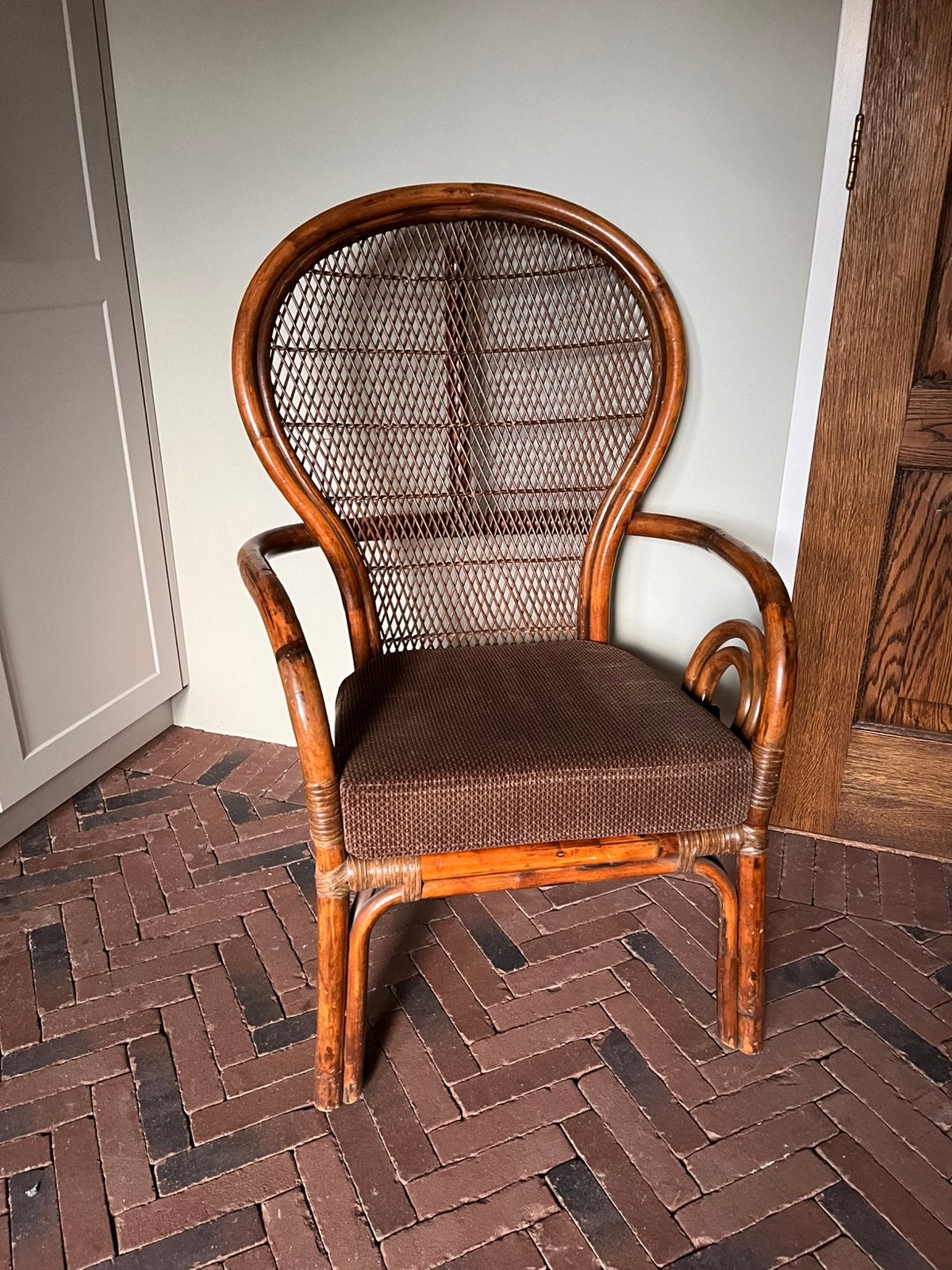 Leuke vintage stoel, Ophalen