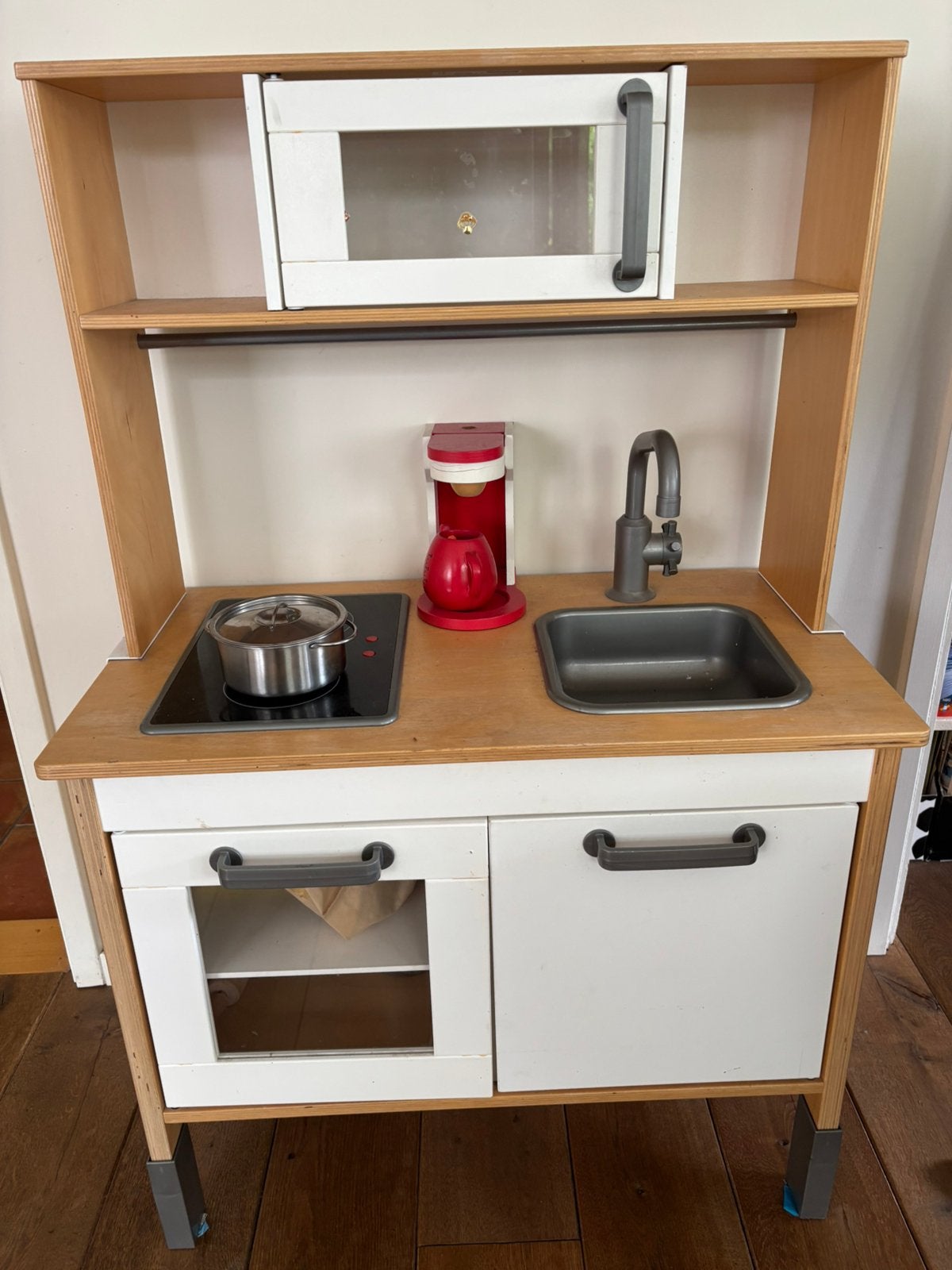 Ikea keukentje, Ophalen, Zo goed als nieuw