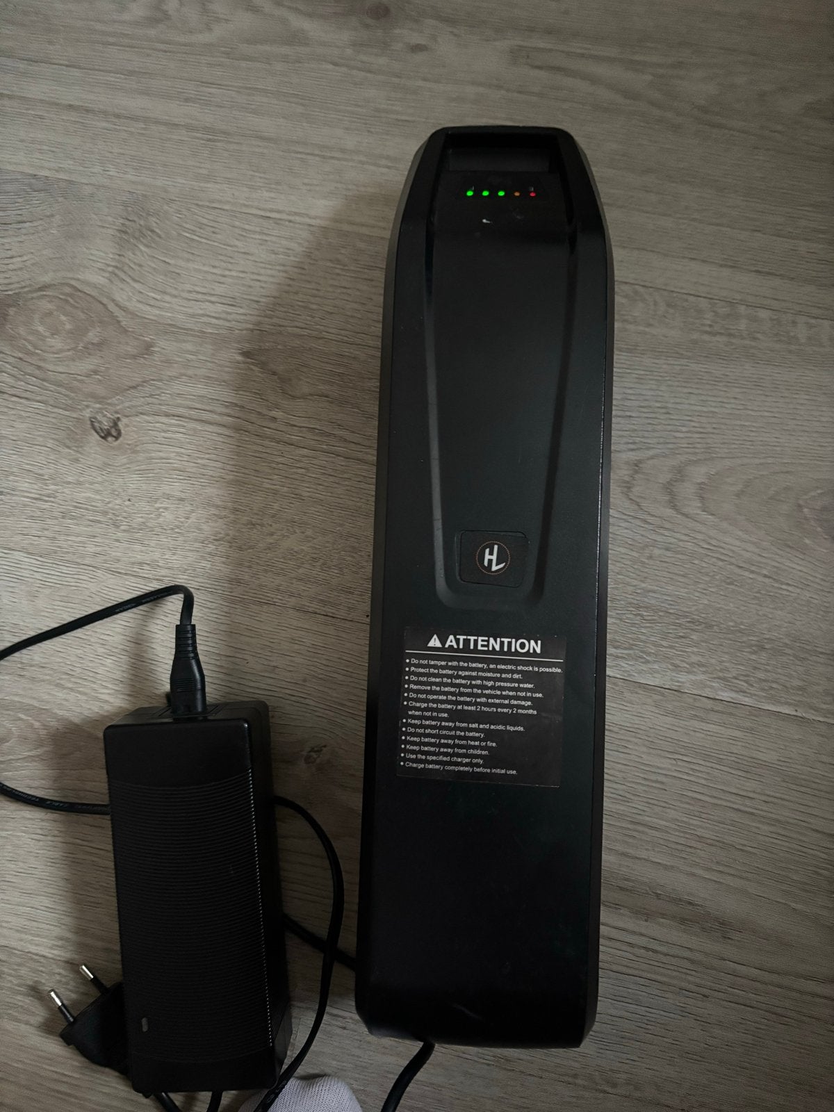 E-bike accu 48V 15.6Ah met lader, Ophalen, Gebruikt