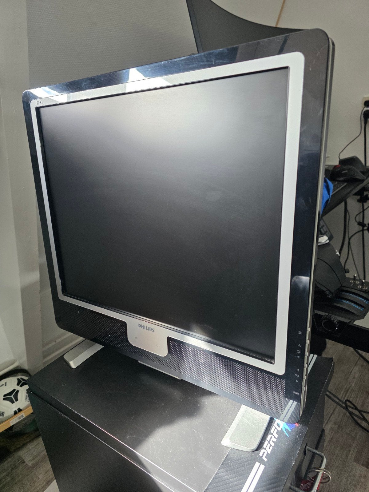 monitor ideaal voor een vintage Apple of windows pc, Computers en Software, Ophalen, Gebruikt, Overige typen, Overige resoluties