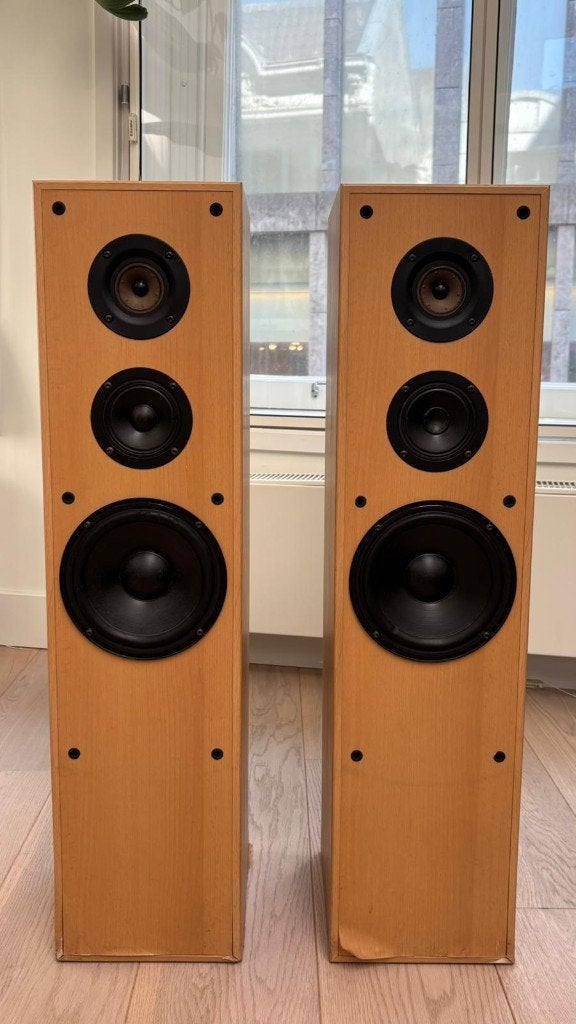 Jamo Studio 160 zuilspeakers (vloerstaande luidsprekers), Audio, Tv en Foto, Luidsprekers, Gebruikt, Ophalen of Verzenden, 120 watt of meer