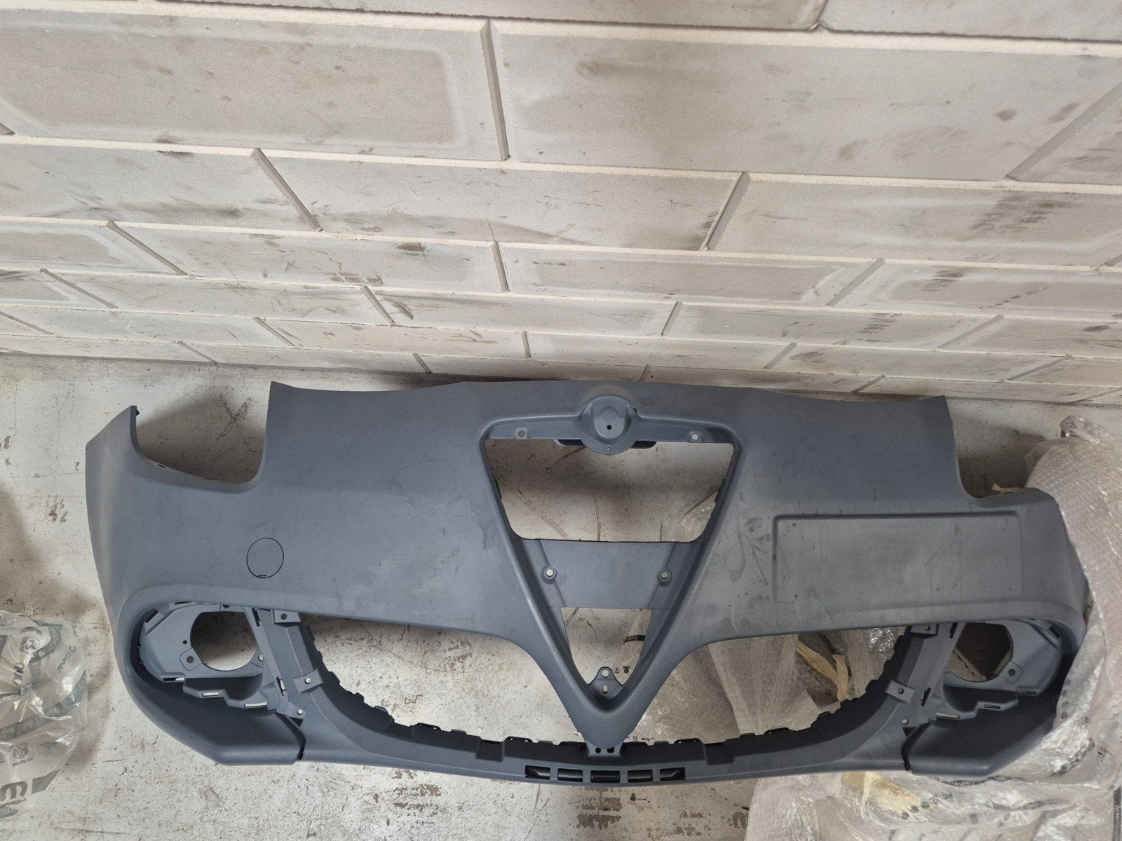 Alfa Romeo Giulietta Bumper Voor Nieuw Origineel, Ophalen, Voor, Nieuw, Alfa Romeo