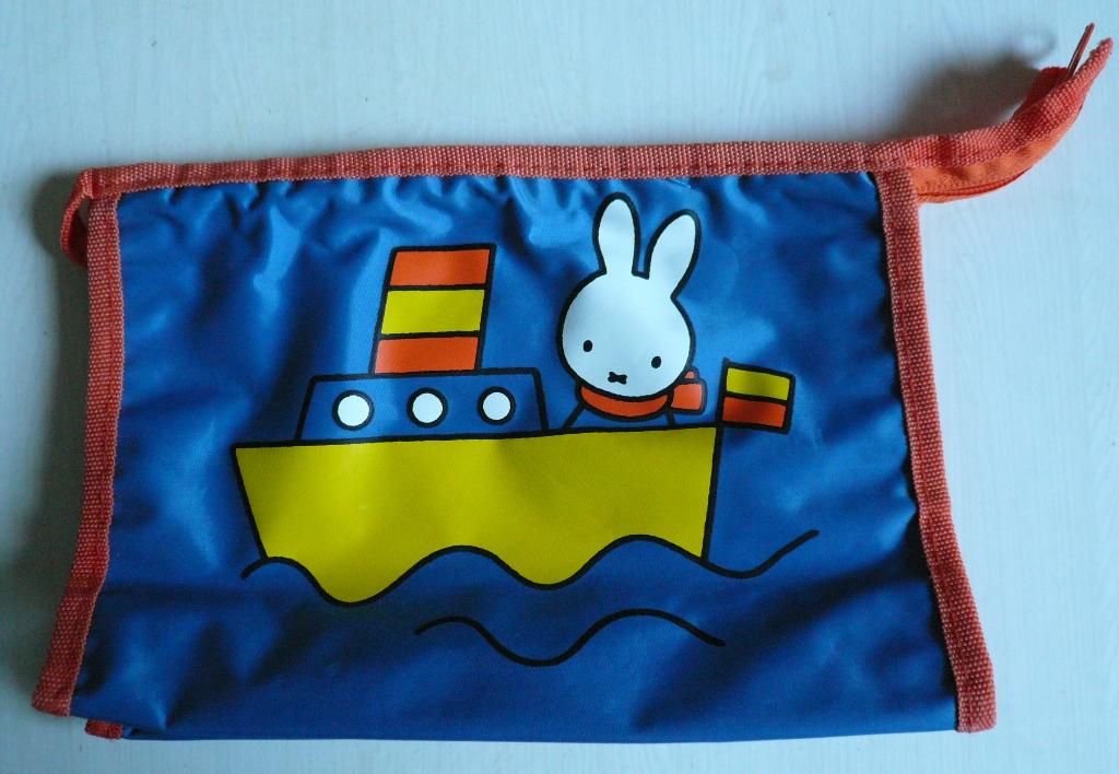 toilettas NIJNTJE in stoomboot, tasje met 3 vakken, Ophalen of Verzenden, Zo goed als nieuw