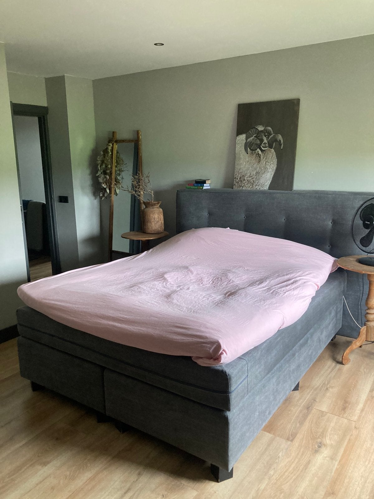 Prachtige grijze Boxspring Landelijk, Ophalen, Gebruikt, Tweepersoons, Landelijk