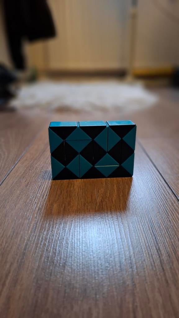 Rubik's Slang Puzzel - Blauw/Zwart, Ophalen, Zo goed als nieuw, Jongen of Meisje