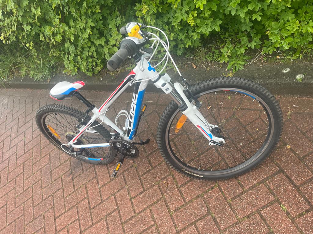 Cube 240 jongensfiets 24 inch 21V - Klaar voor avontuur!, Ophalen, Velgrem, Versnellingen, Gebruikt