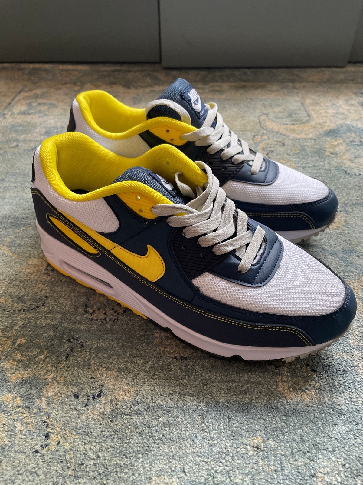Nike Air Max Sneakers - Blauw/Geel - Maat 44, Kleding | Dames, Schoenen, Ophalen, Zo goed als nieuw, Blauw, Sneakers of Gympen