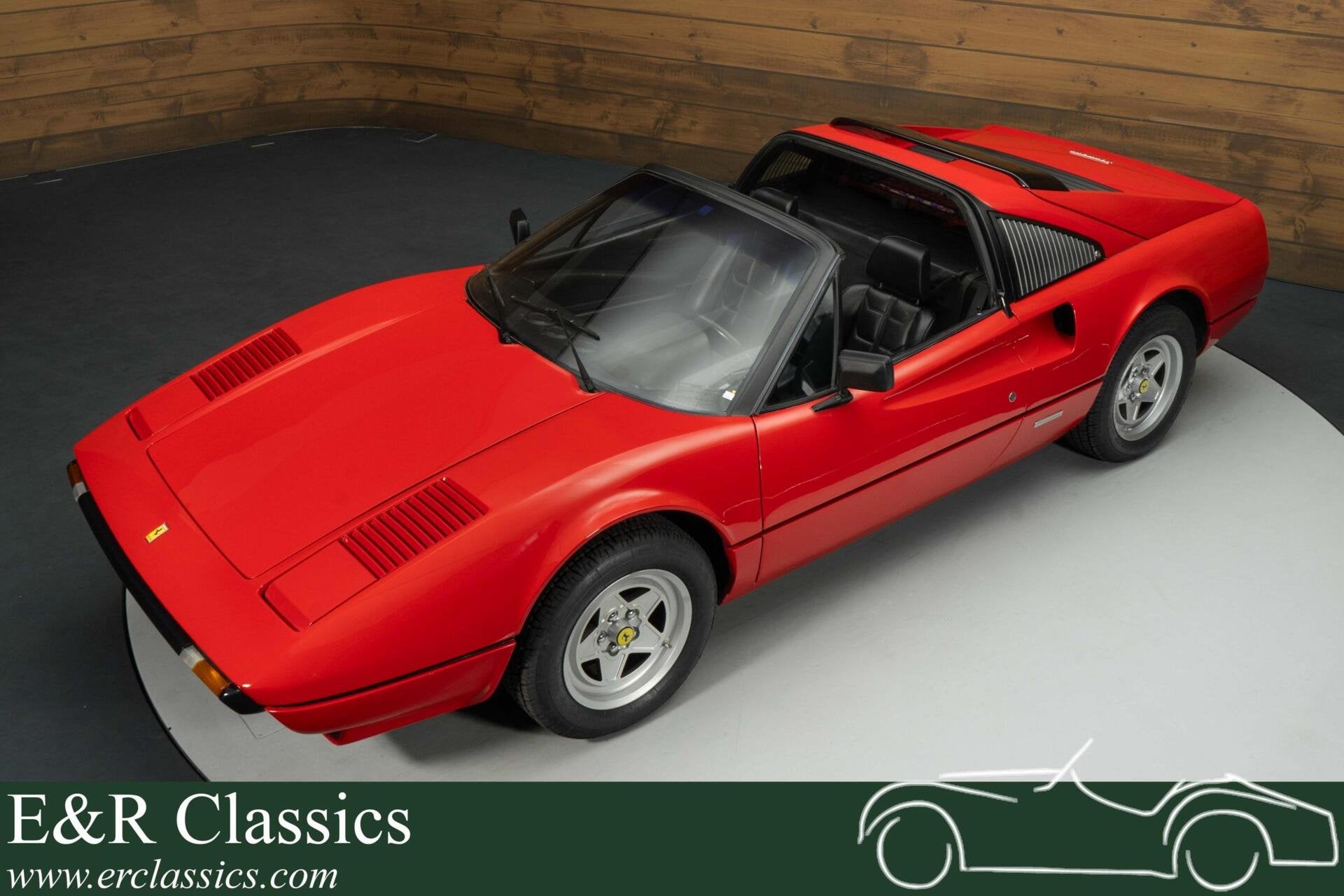 Ferrari 308 GTSi Cabriolet | 1982, Achterwielaandrijving, Zwart, Cabriolet, Leder