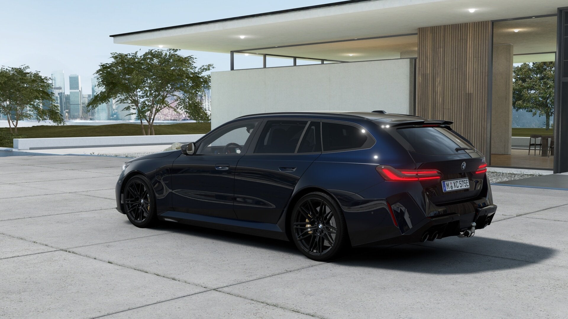 BMW M5 Touring Automaat / M Drive Professional / Panoramadak, Auto's, Dealer onderhouden, 4395 cc, Zwart, Leder