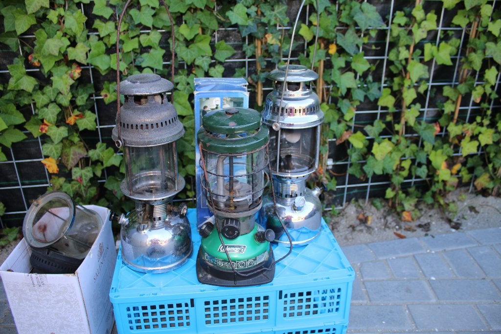 4 Petroleum/Gaslampen en Onderdelen - Voor de Hobbyist, Ophalen