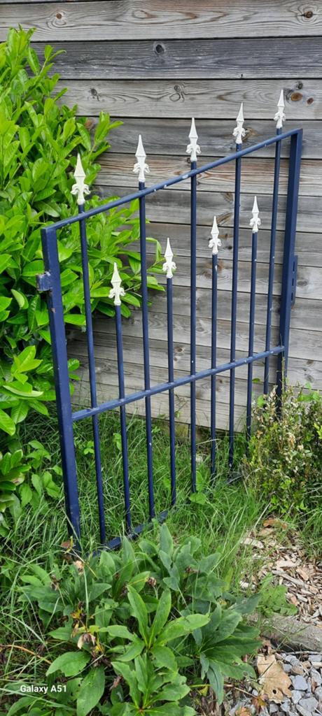 Zware metalen dubbele poort met 2 pilaren, Ophalen of Verzenden