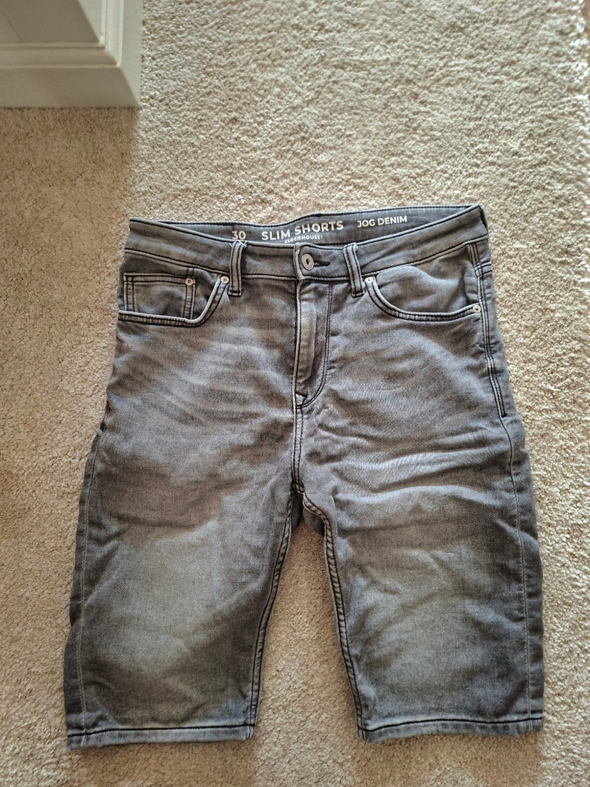 Grijs C&A spijkershort maat 30, W32 (confectie 46) of kleiner, Zo goed als nieuw, Grijs, C&A